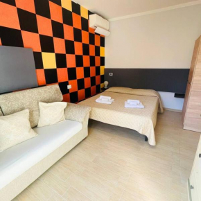5 min da Aeroporto - Orange Marina Room